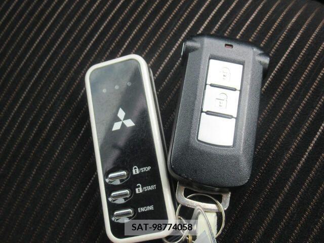 Mitsubishi EK SPACE 2014-09 359599-16