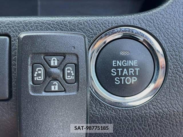 Toyota VOXY 2013-08 255549-4