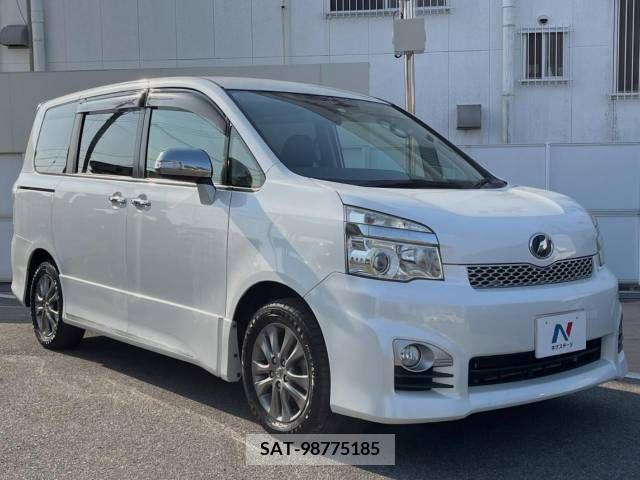 Toyota VOXY 2013-08 255549-16