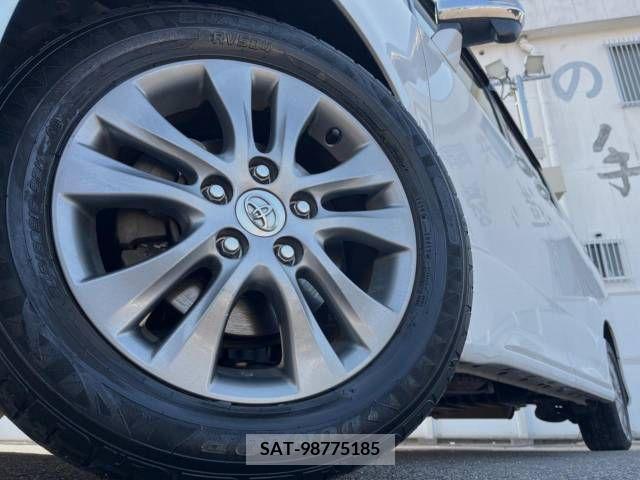 Toyota VOXY 2013-08 255549-12