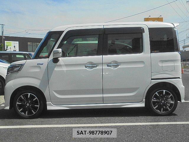 Suzuki SPACIA 2019-11 329395-11