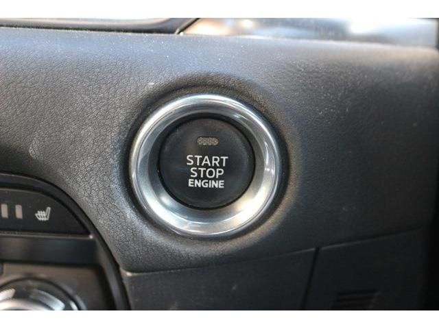 Mazda CX-8 2018-10 17487-15