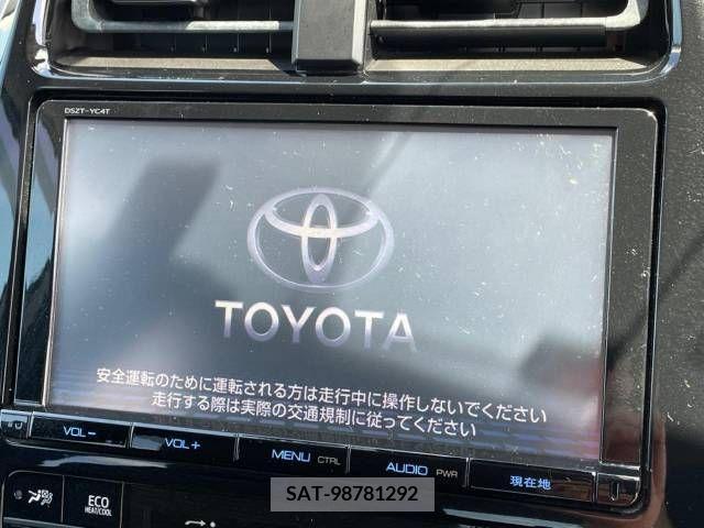 Toyota PRIUS 2017-10 352689-3