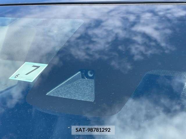 Toyota PRIUS 2017-10 352689-2