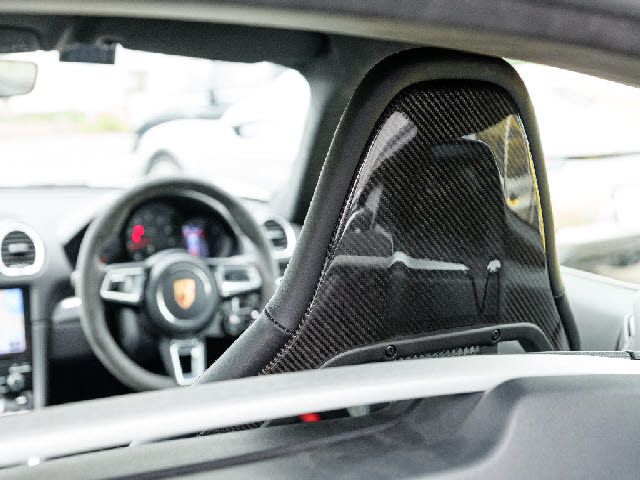 Porsche CAYMAN 2018-11 2827-18
