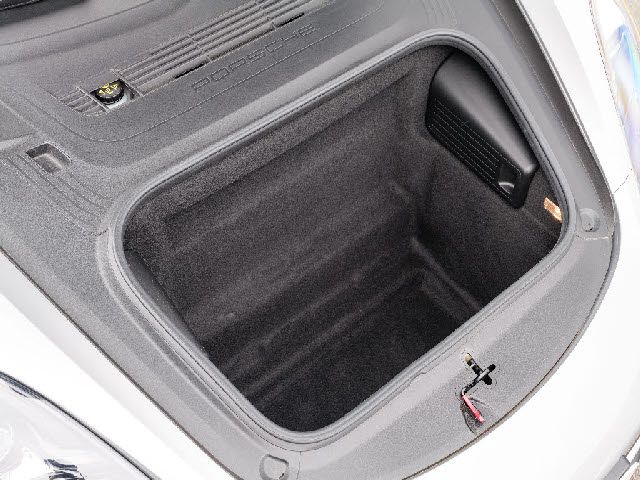 Porsche CAYMAN 2018-11 2827-28