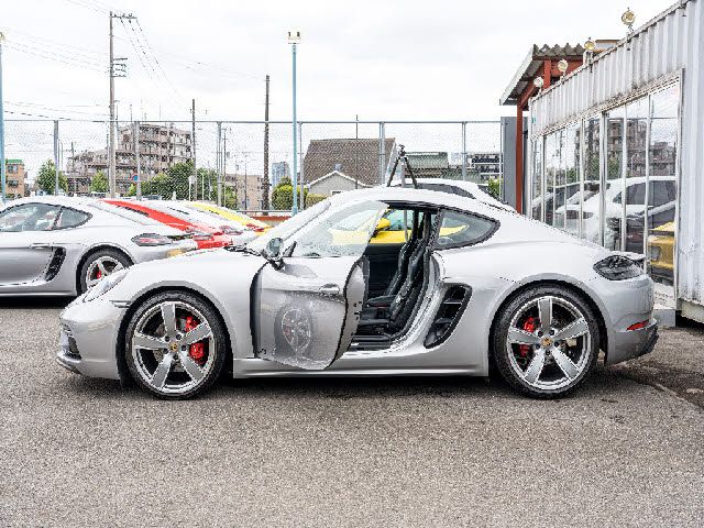 Porsche CAYMAN 2018-11 2827-27