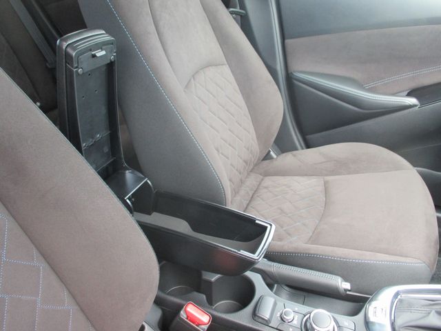 Mazda DEMIO 2019-02 7149-22