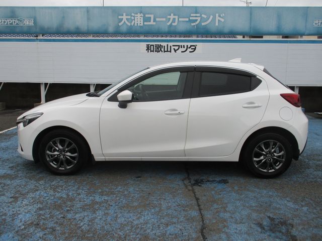 Mazda DEMIO 2019-02 7149-5