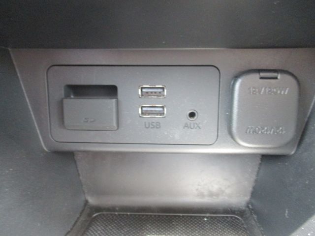 Mazda DEMIO 2019-02 7149-15