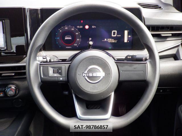 Nissan NOTE 2021-07 329629-17