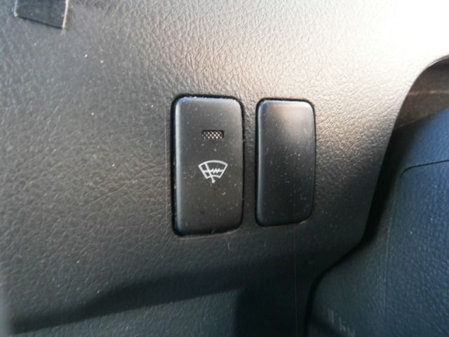 Toyota BB 2010-01 183075-11