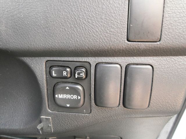 Toyota BB 2010-01 183075-10