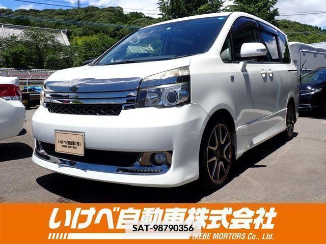 Toyota VOXY 2011-09 351809-0