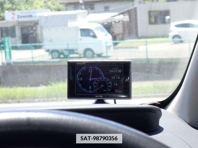 Toyota VOXY 2011-09 351809-17