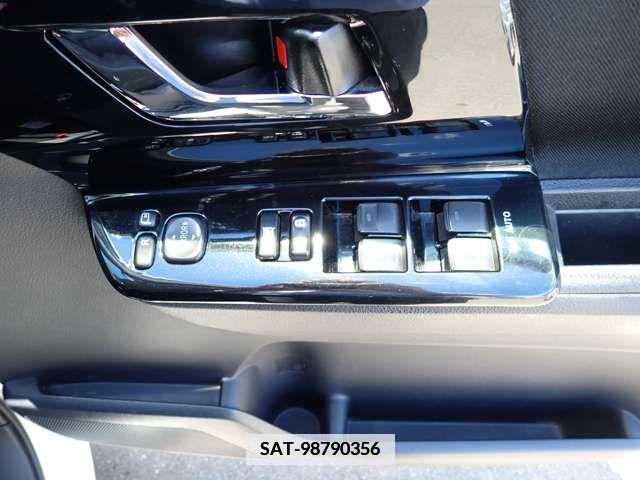 Toyota VOXY 2011-09 351809-14
