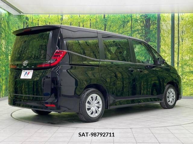 Toyota NOAH 2023-04 229481-17