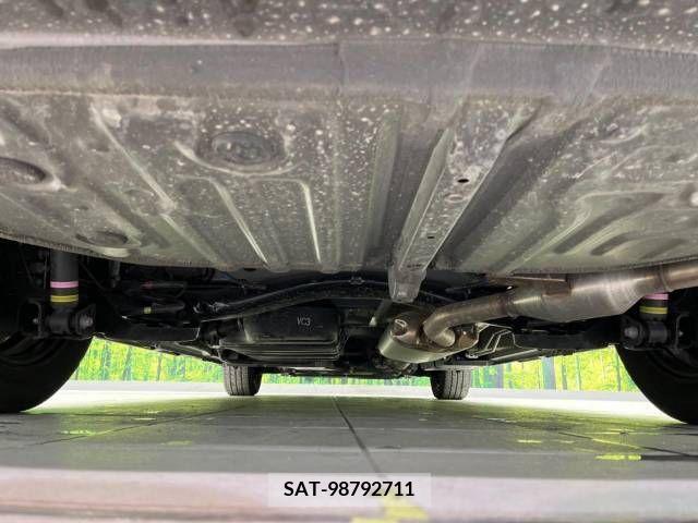 Toyota NOAH 2023-04 229481-19