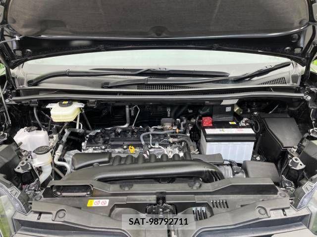Toyota NOAH 2023-04 229481-18
