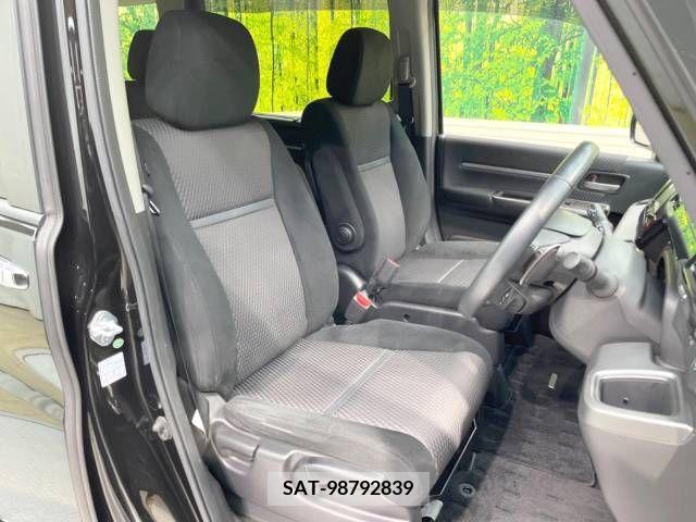 Honda STEP WGN 2017-06 214102-8