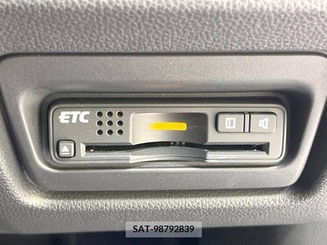 Honda STEP WGN 2017-06 214102-7