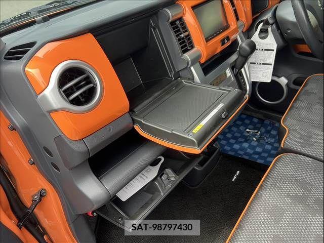 Suzuki HUSTLER 2017-02 312785-24