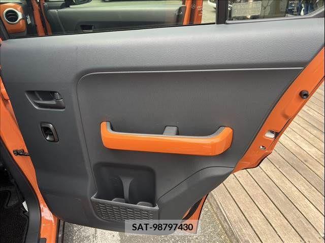 Suzuki HUSTLER 2017-02 312785-12