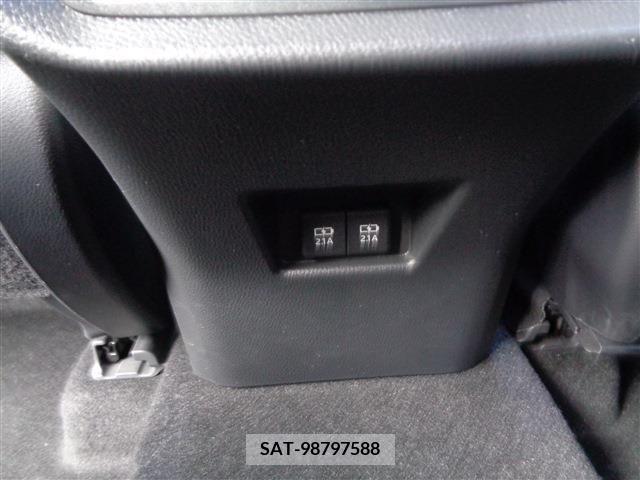 Toyota HARRIER 2020-10 251885-11