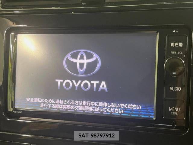 Toyota PRIUS 2016-01 331463-3