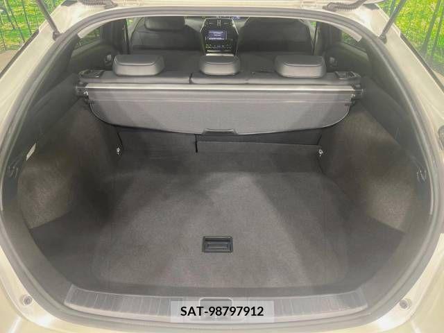 Toyota PRIUS 2016-01 331463-11