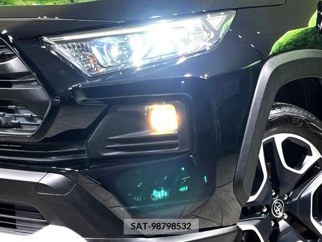 Toyota RAV4 2021-07 228452-9