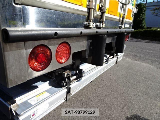 Hino RANGER 2010-10 209310-8