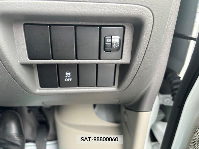 Suzuki EVERY 2023-11 297483-10
