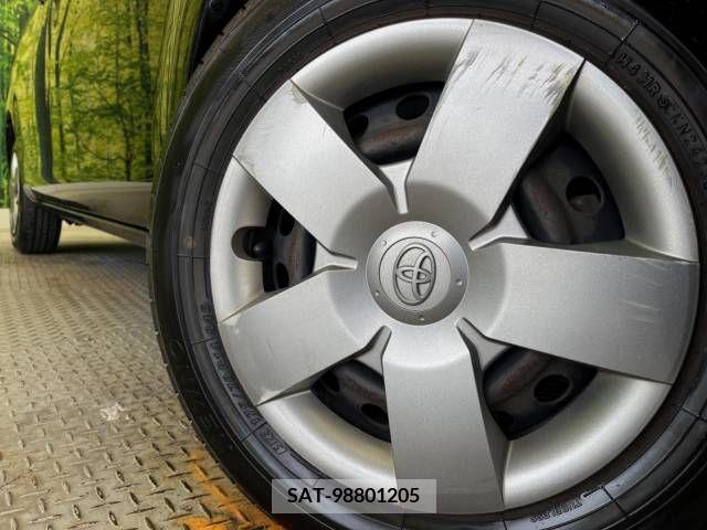 Toyota SIENTA 2013-01 341650-14