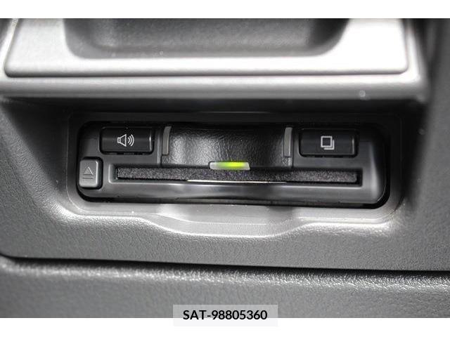 Mazda MX-30 2021-01 226352-3