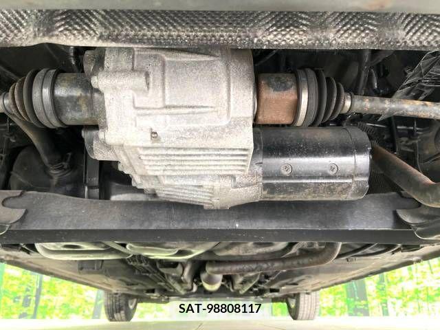 Nissan NOTE 2013-05 255979-19