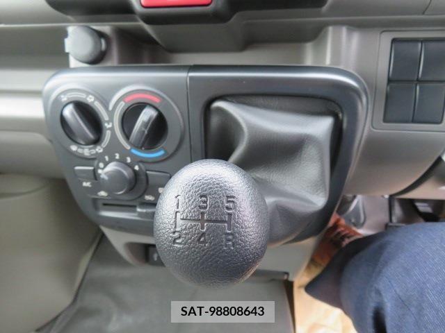 Suzuki EVERY 2024-03 248788-11