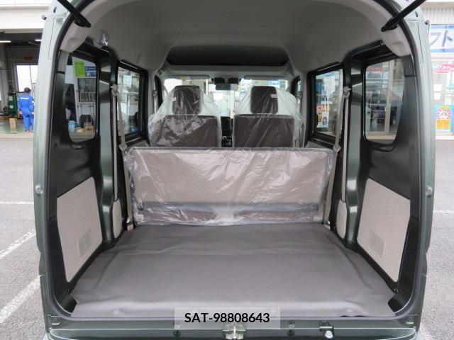 Suzuki EVERY 2024-03 248788-17
