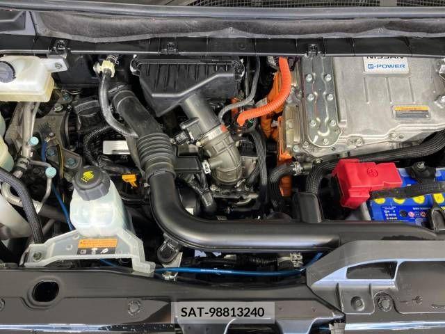 Nissan SERENA 2018-03 332184-18