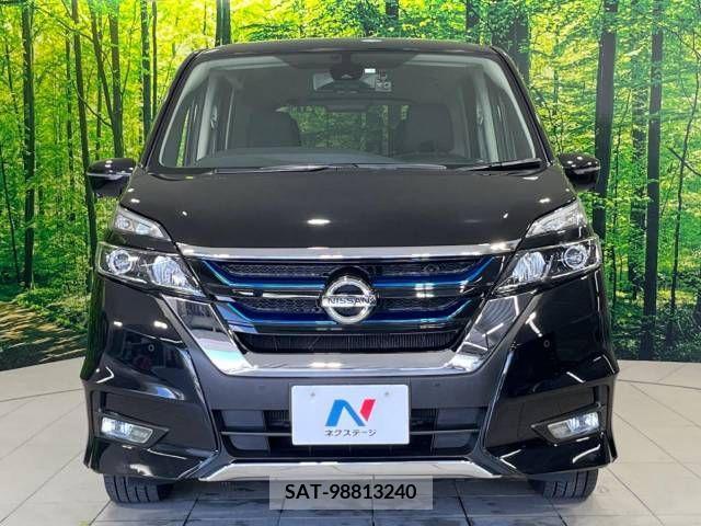 Nissan SERENA 2018-03 332184-14