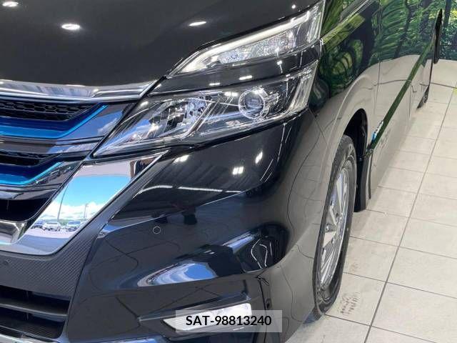 Nissan SERENA 2018-03 332184-12