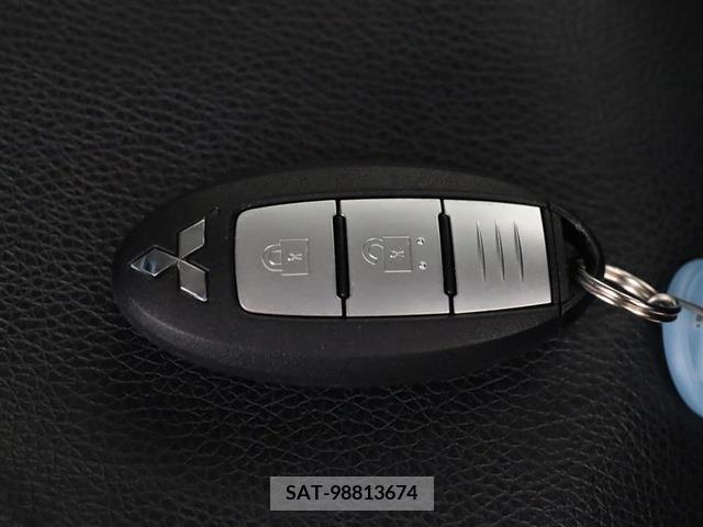 Mitsubishi EK X 2020-01 353781-16