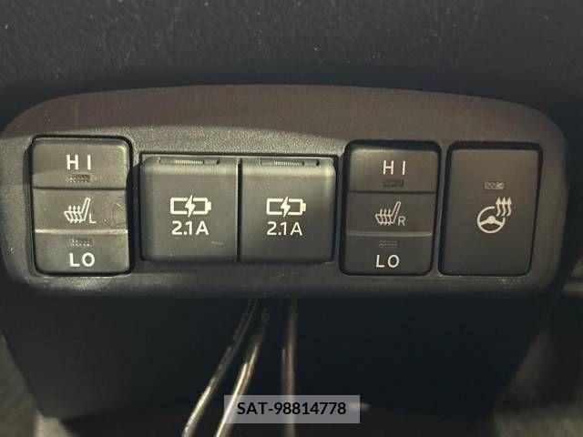 Toyota SIENTA 2021-03 382046-6