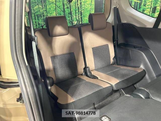 Toyota SIENTA 2021-03 382046-9