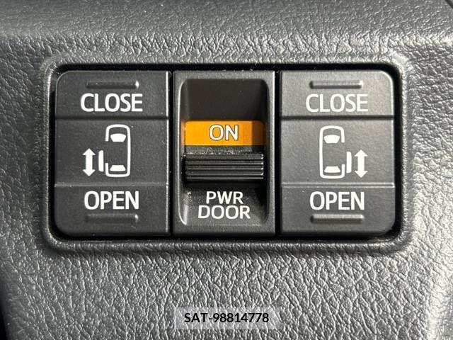 Toyota SIENTA 2021-03 382046-4