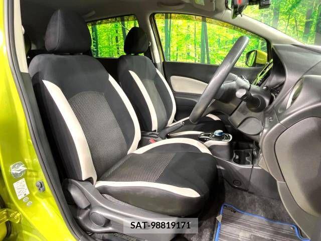 Nissan NOTE 2017-02 365327-8