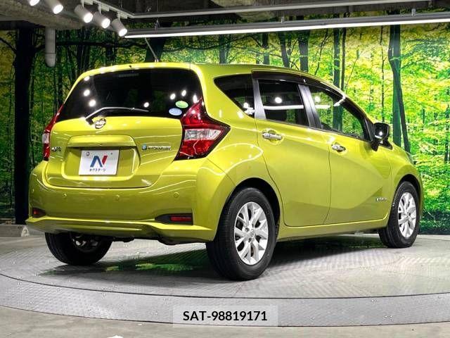 Nissan NOTE 2017-02 365327-17