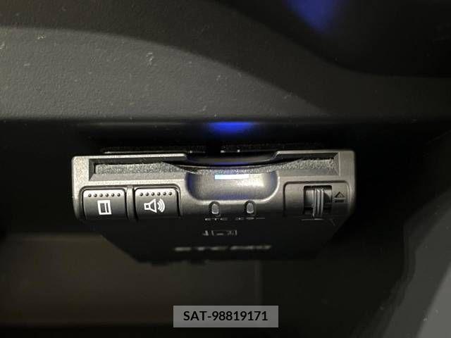 Nissan NOTE 2017-02 365327-6