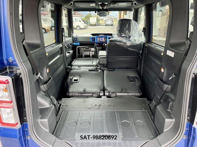 Daihatsu WAKE 2018-01 243973-14