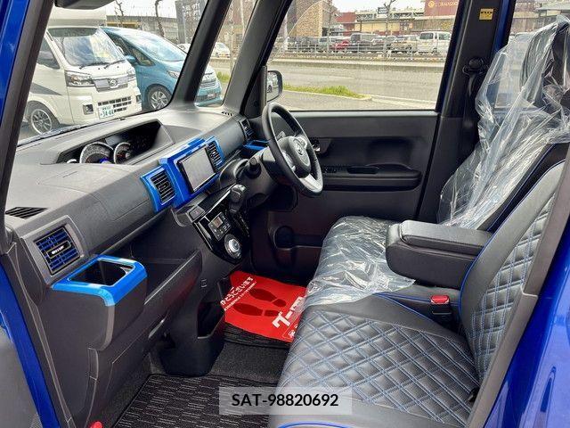 Daihatsu WAKE 2018-01 243973-5